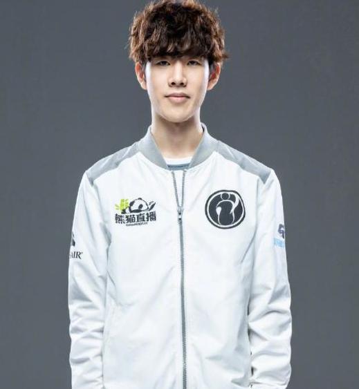 实力碾压！ Top Esports 2：0轻松战胜RA拿下首胜